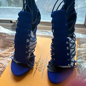 Upstep women blue suede women shoe size 6.5